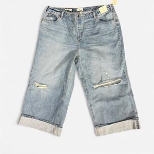 WIDE LEG JEANS 
UNIVERSAL THREAD •
Women • Size 22• Brand new